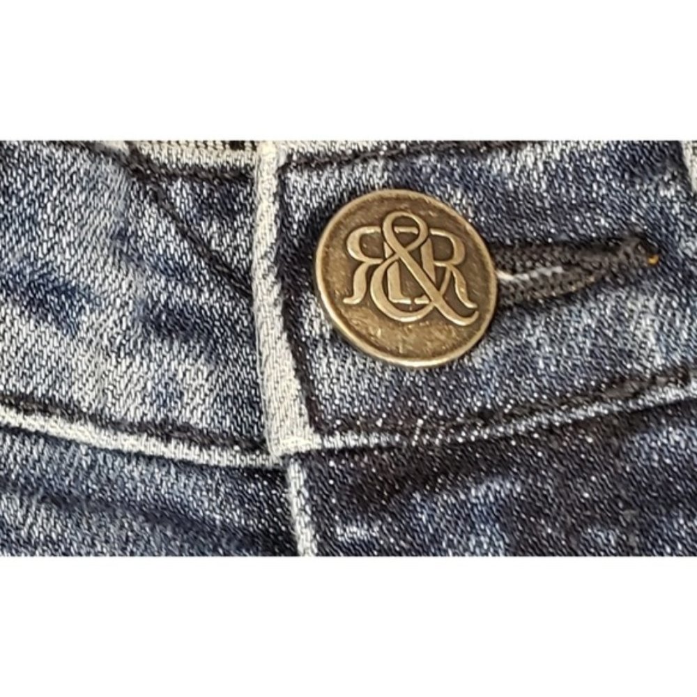 Rock Republic Barely Flare Jeans 6 EUC - Picture 3 of 4